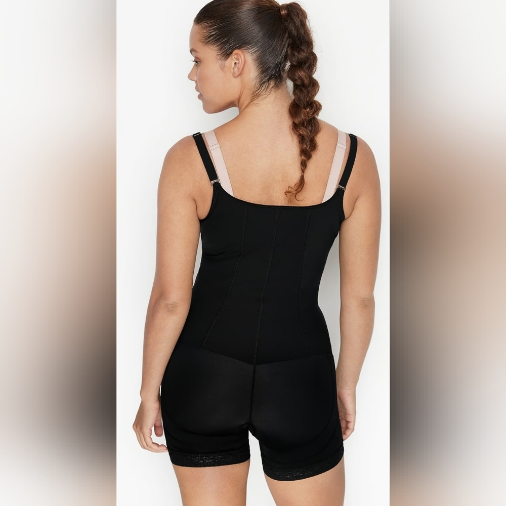 NWT Leonisa 018678N Open Bust Firm Compression Body Shaper Boyshort Womens med. - Picture 3 of 9